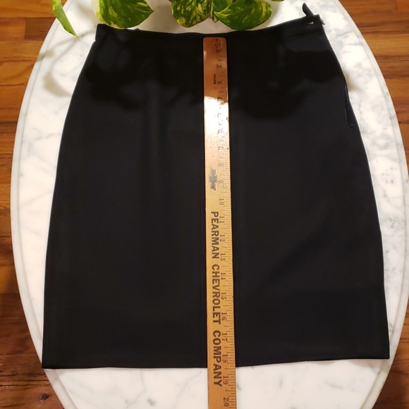 Giorgio Armani Classic Vintage Mini Skirt 40 - Picture 7 of 12